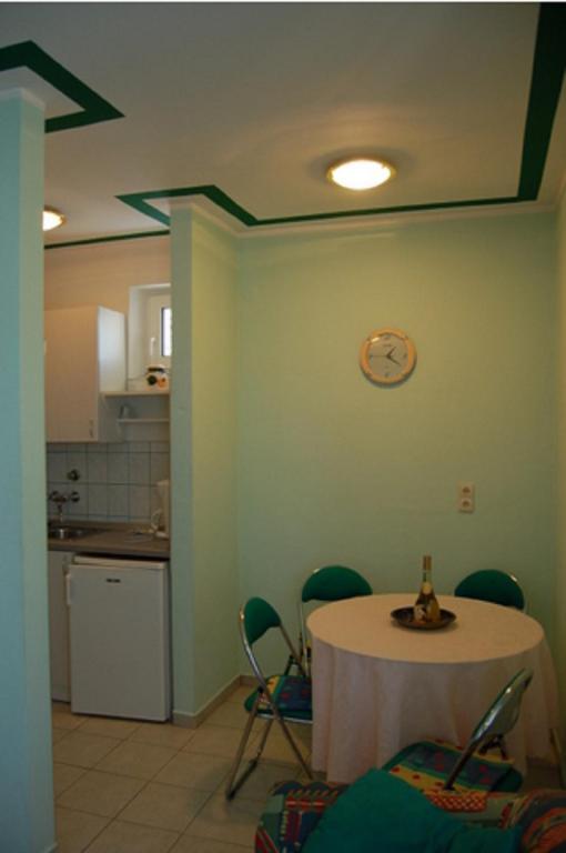 Apartmanház Cédrus 8. Zalakaros Camera foto